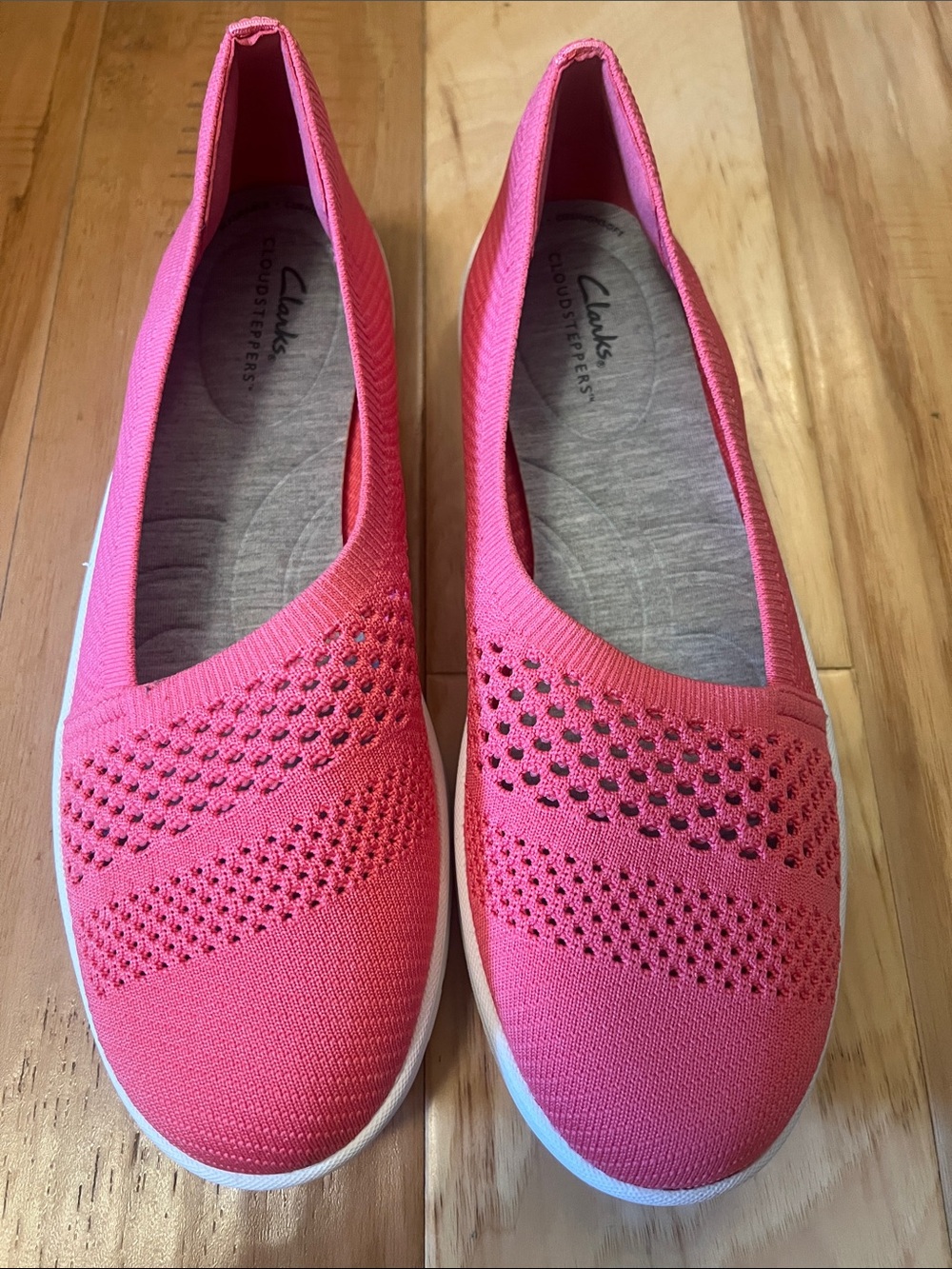 Clarks Pink Knit Slip-On Flats